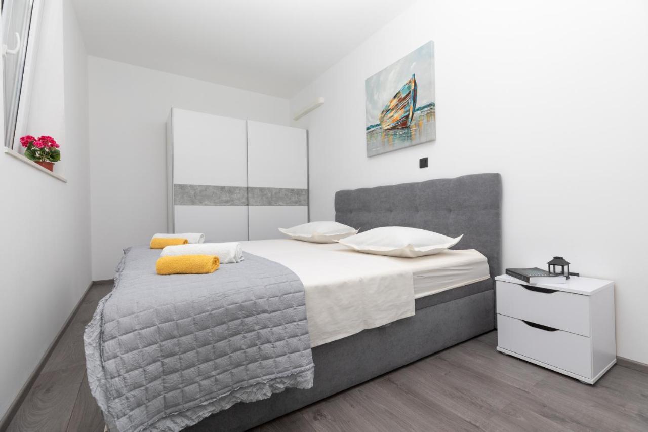 Apartment Viva Spalato Esterno foto